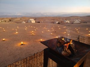 Camp Maroc dans le désert